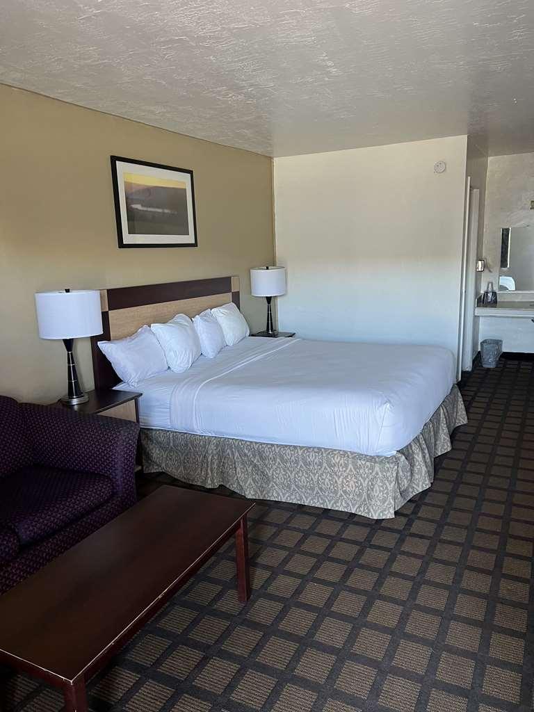 Americas Best Value Inn Wendover Bilik gambar